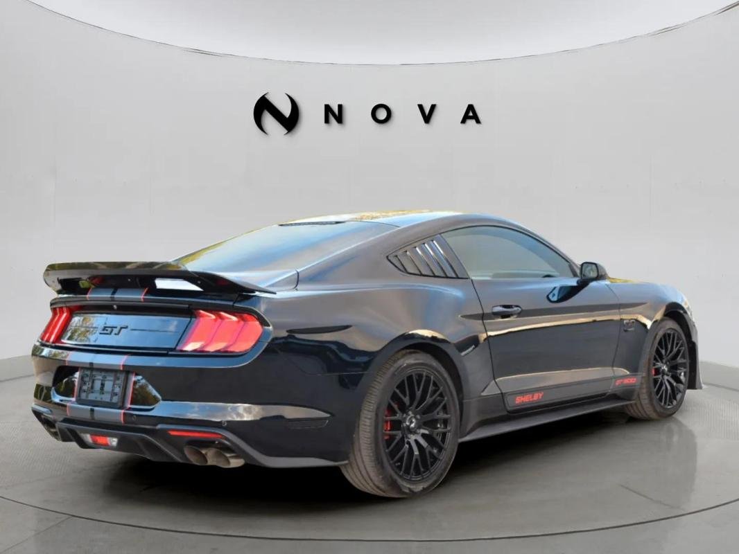 Ford Mustang - Photo 4