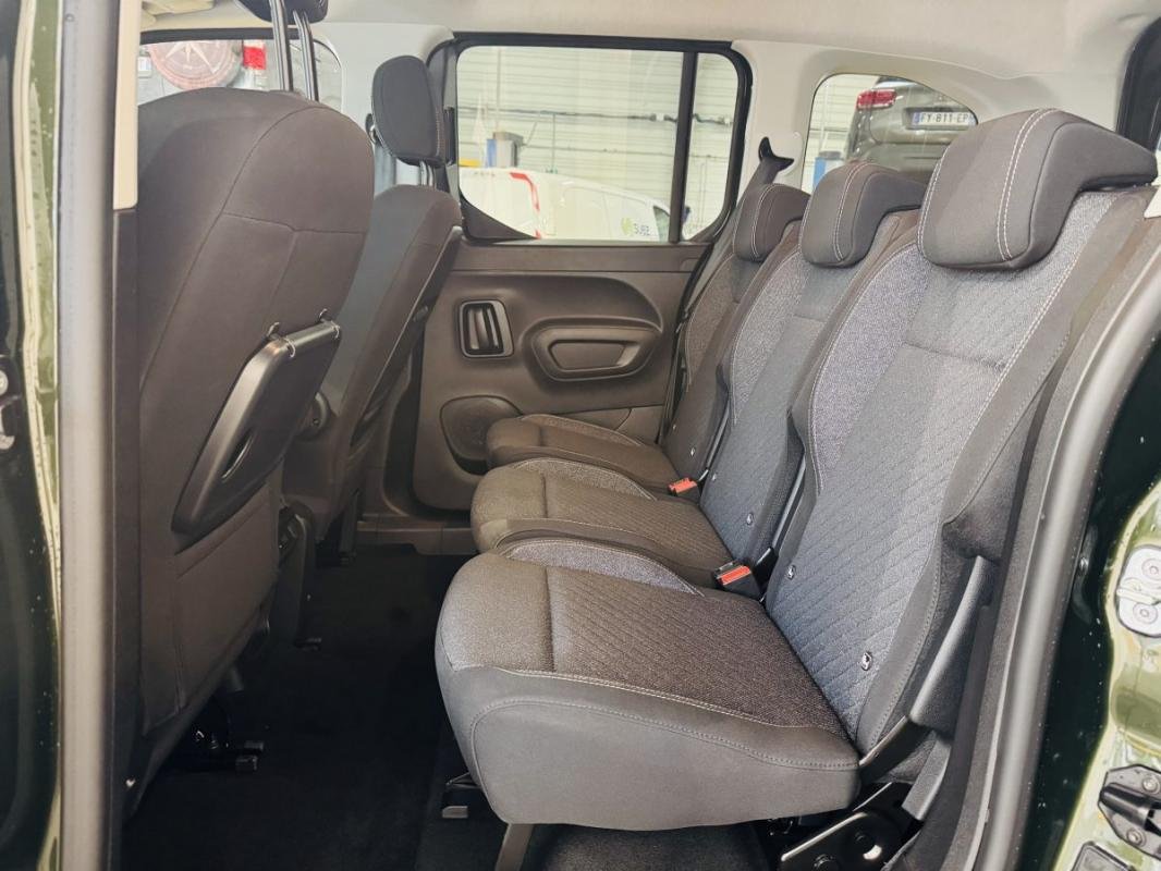 Peugeot Rifter - Photo 16