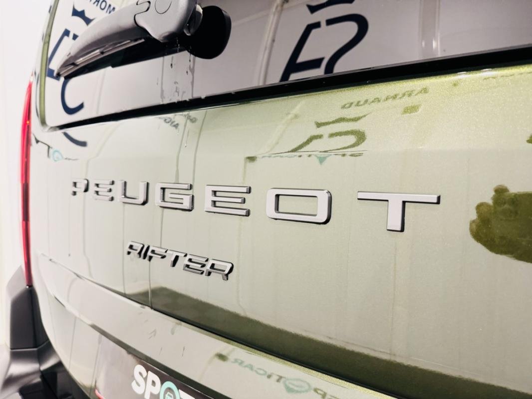 Peugeot Rifter - Photo 21