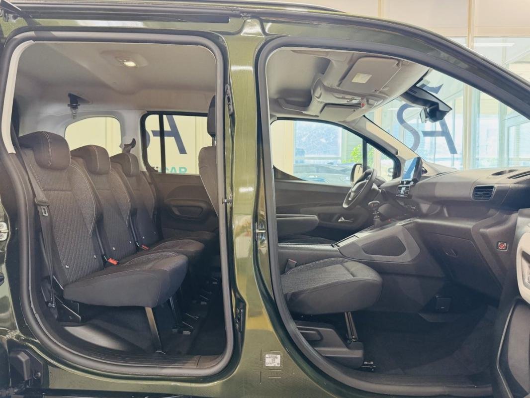 Peugeot Rifter - Photo 22