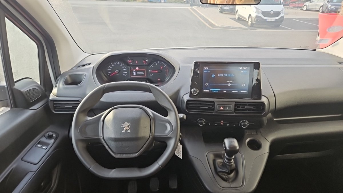 Peugeot Rifter - Photo 14