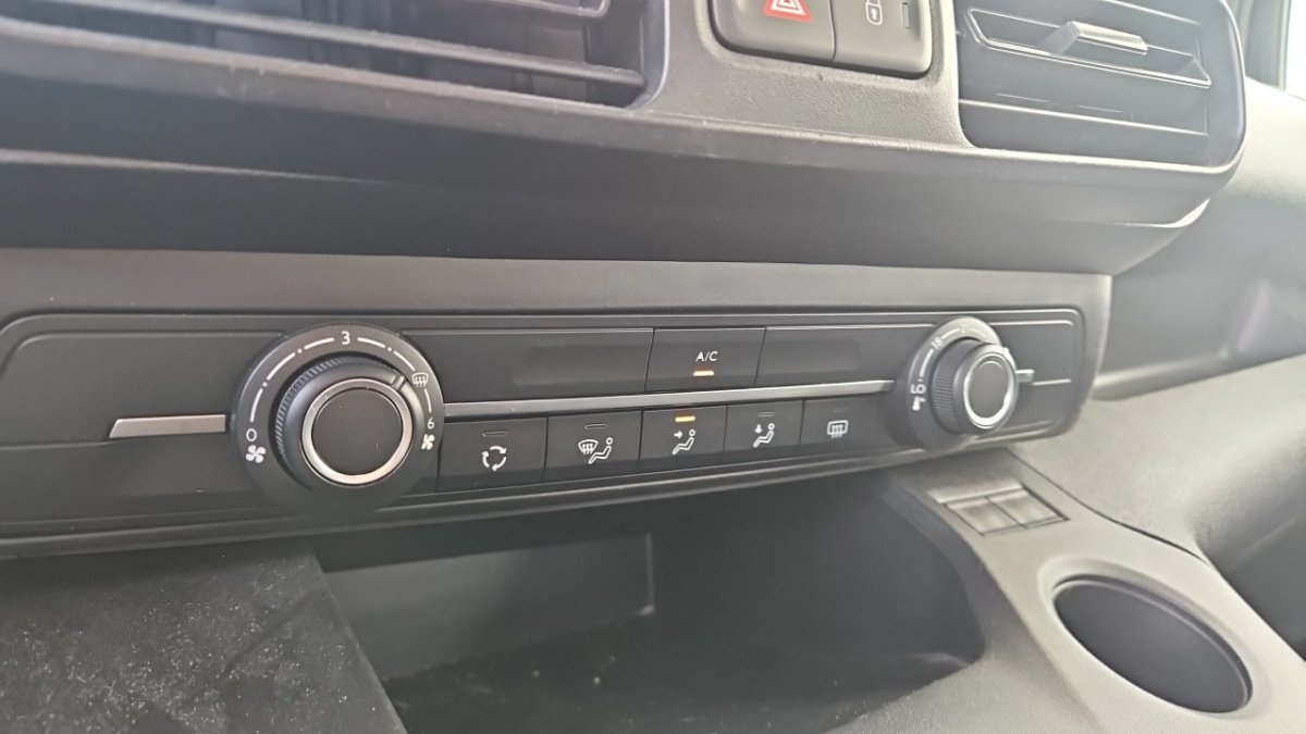 Peugeot Rifter - Photo 25