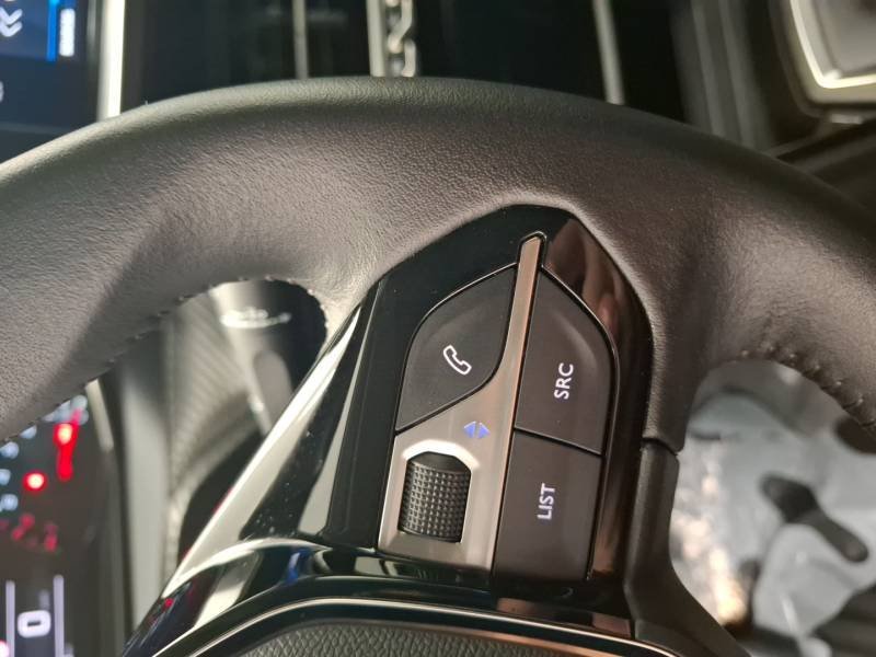 Peugeot 208 - Photo 19