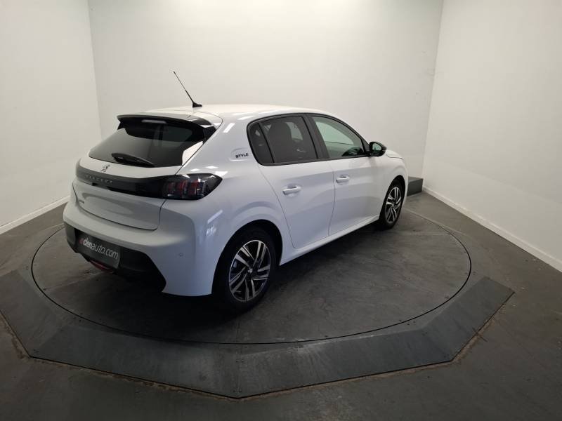 Peugeot 208 - Photo 5