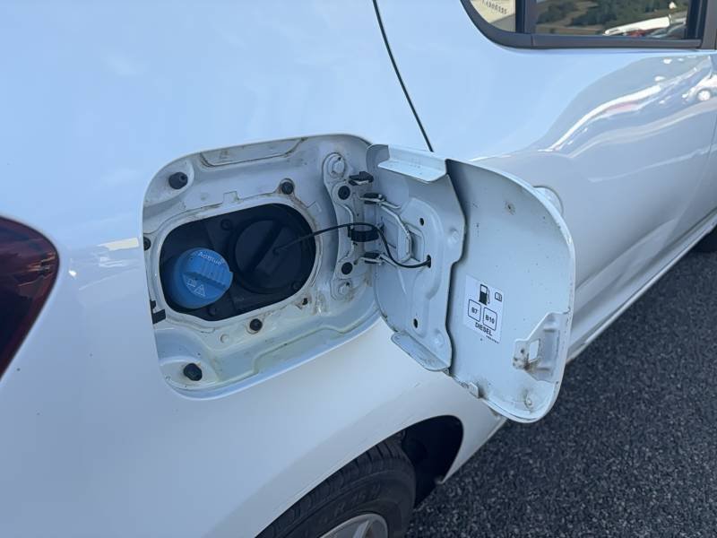 Dacia Sandero - Photo 38