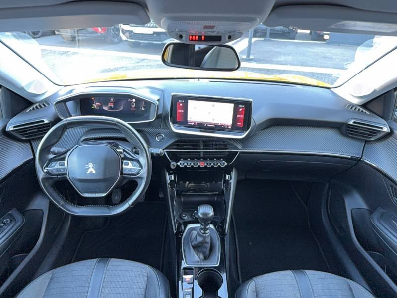 Peugeot 208 - Photo 11