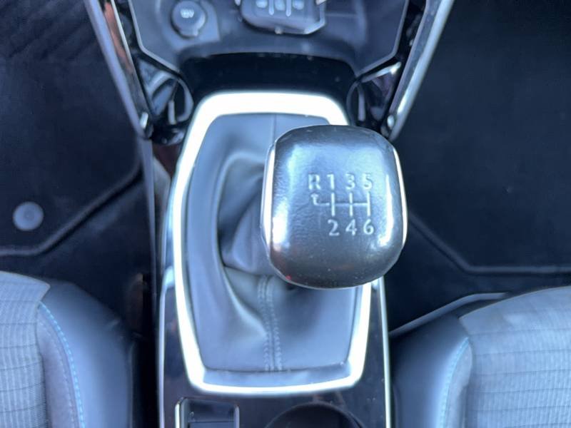 Peugeot 208 - Photo 23