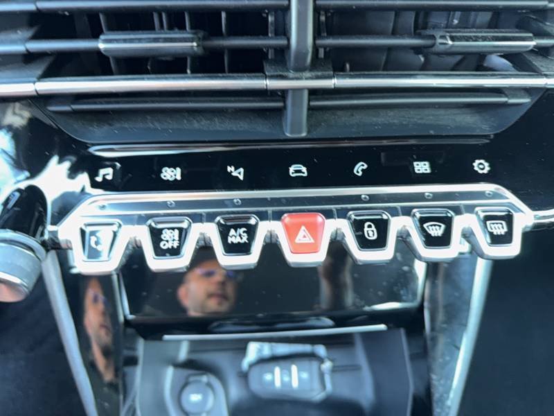 Peugeot 208 - Photo 24