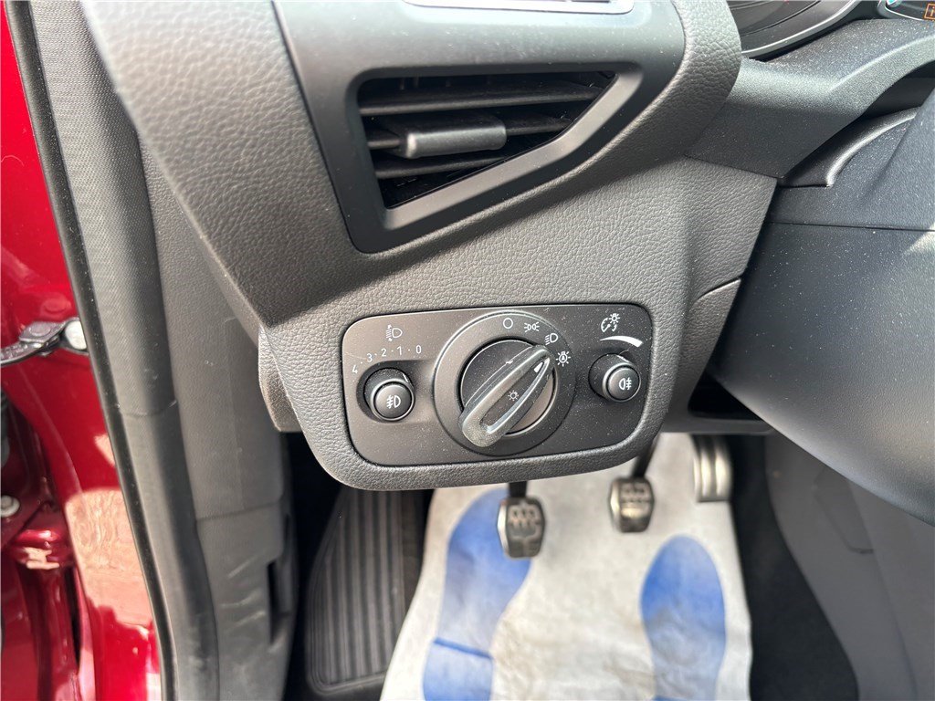 Ford Kuga - Photo 16