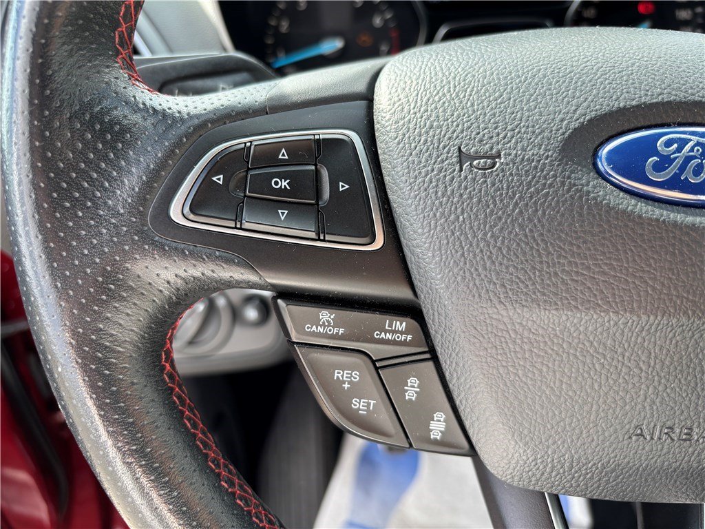 Ford Kuga - Photo 17
