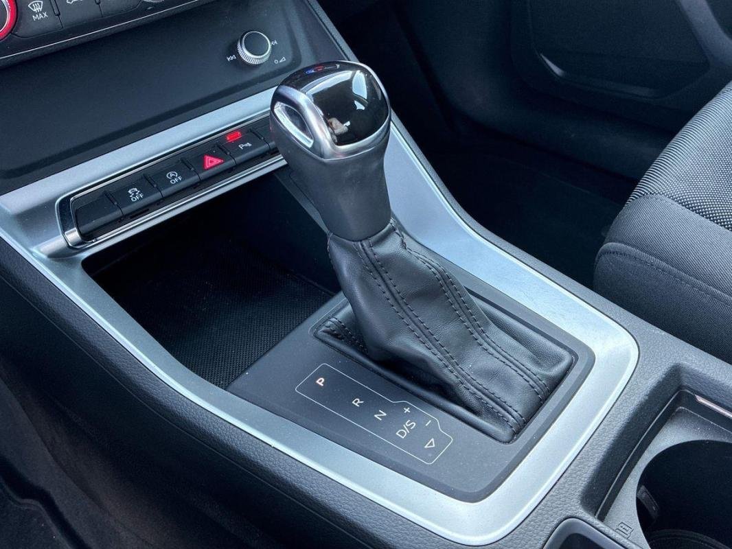 Audi Q3 - Photo 11
