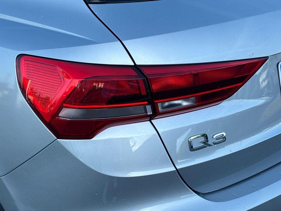Audi Q3 - Photo 30