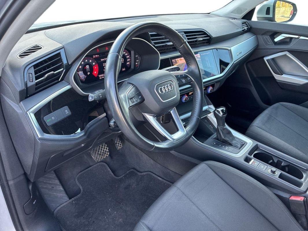 Audi Q3 - Photo 9