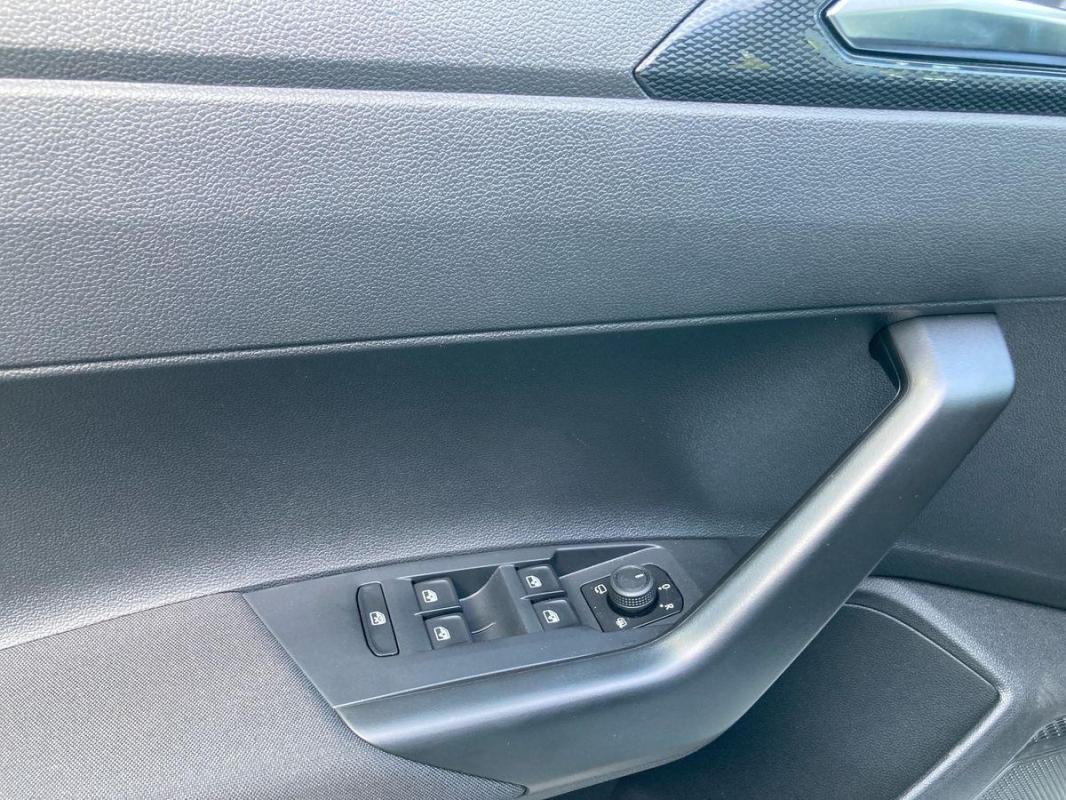Volkswagen Polo - Photo 15