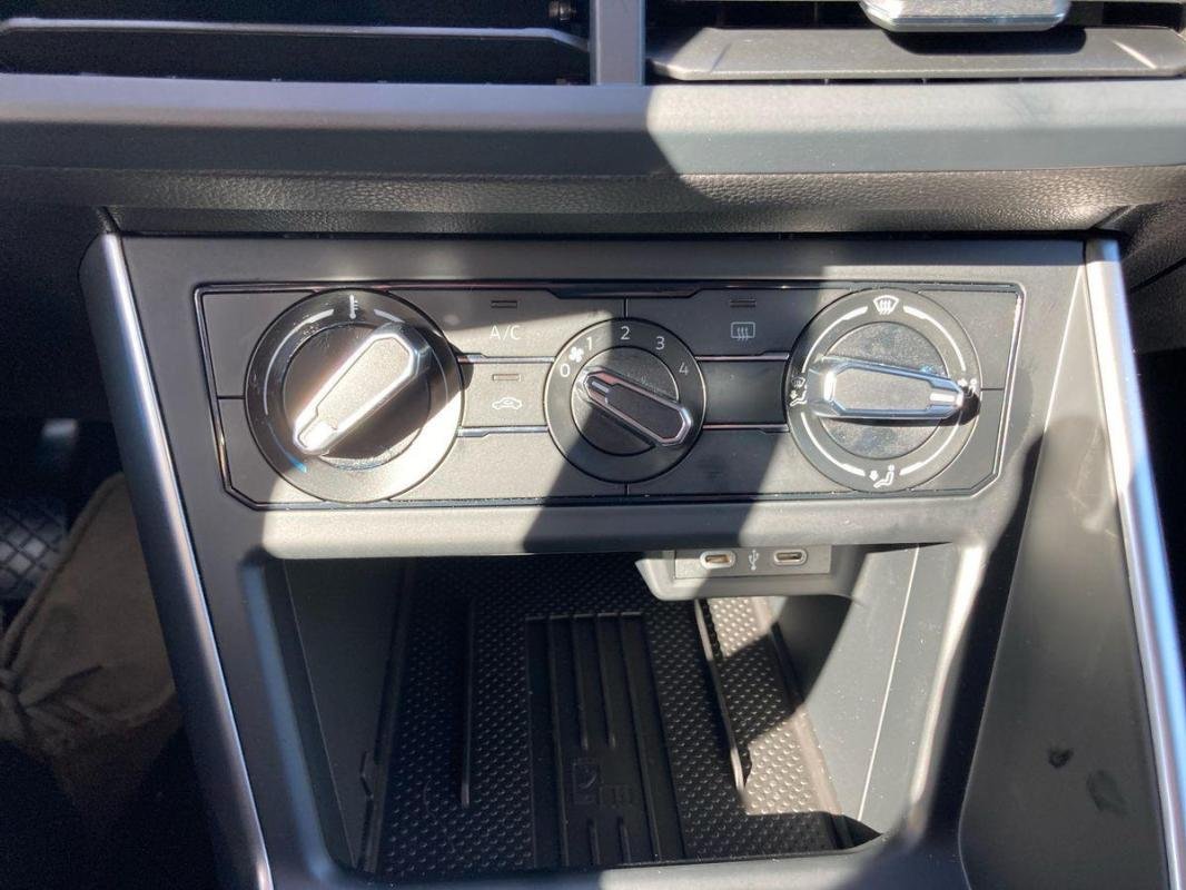 Volkswagen Polo - Photo 19