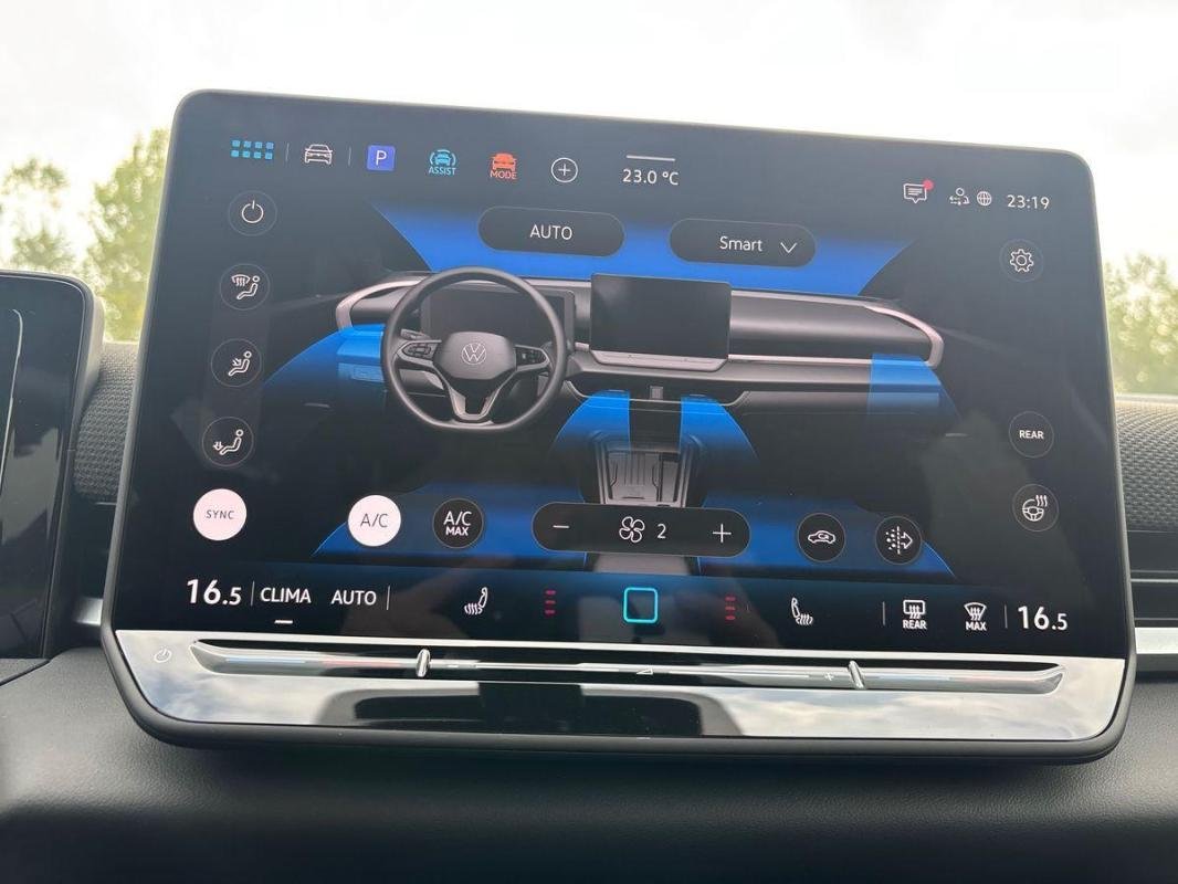 Volkswagen T-Roc - Photo 19