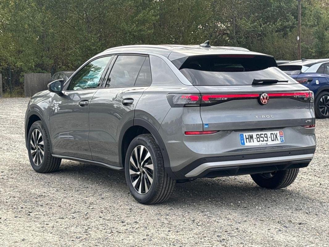 Volkswagen T-Roc - Photo 3