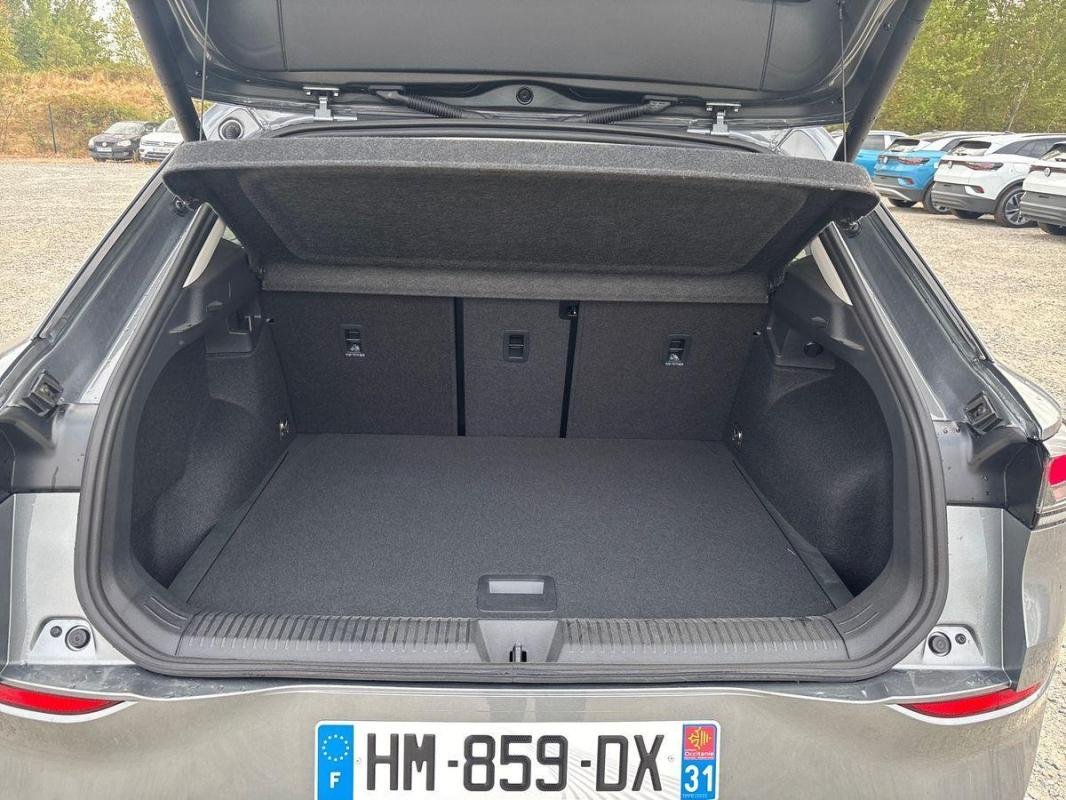Volkswagen T-Roc - Photo 31