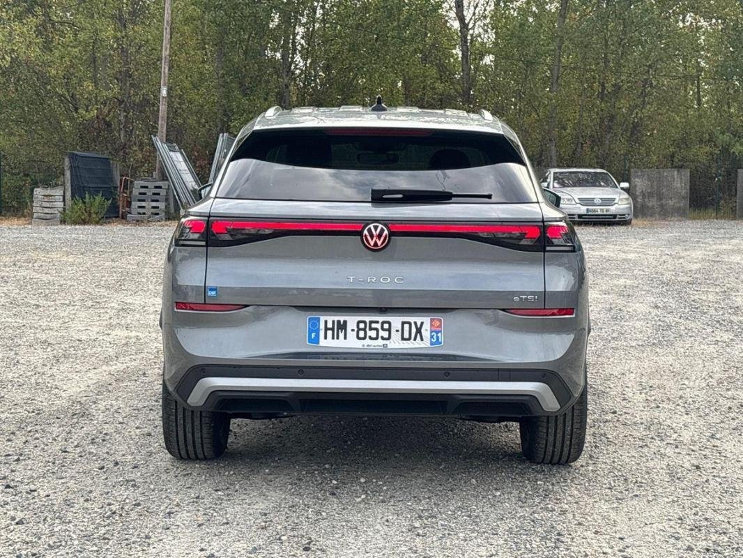 Volkswagen T-Roc - Photo 4