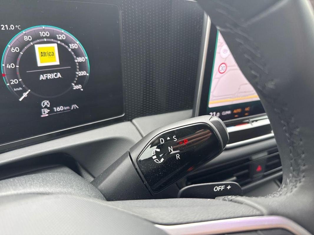 Volkswagen Tiguan - Photo 11