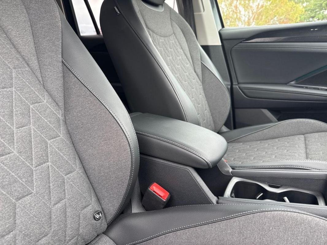 Volkswagen Tiguan - Photo 12