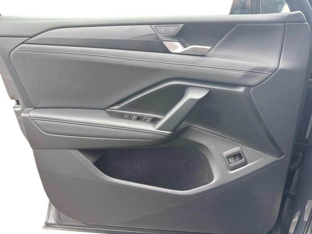Volkswagen Tiguan - Photo 15