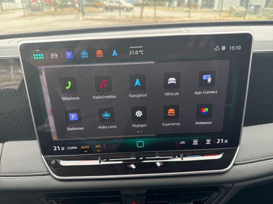 Volkswagen Tiguan - Photo 16