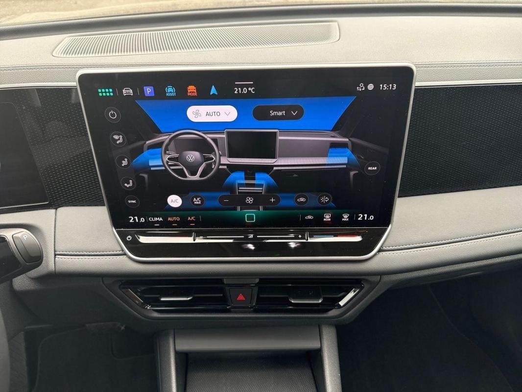 Volkswagen Tiguan - Photo 19