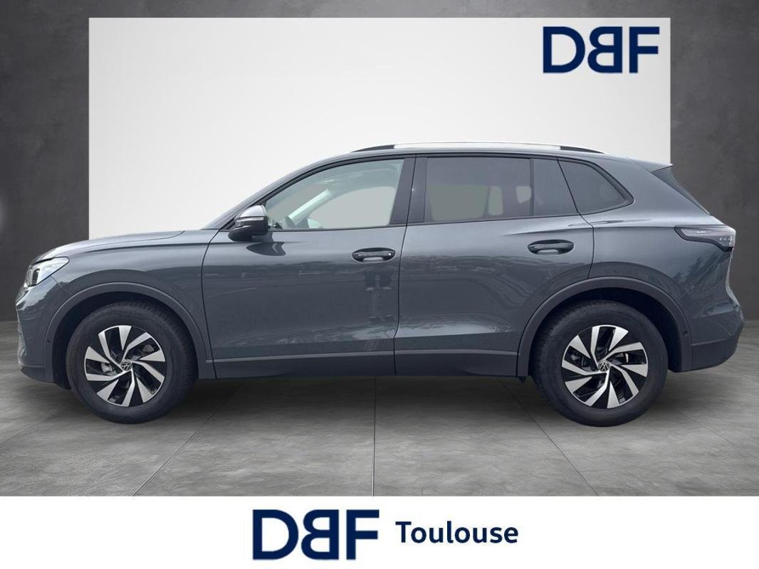 Volkswagen Tiguan - Photo 2