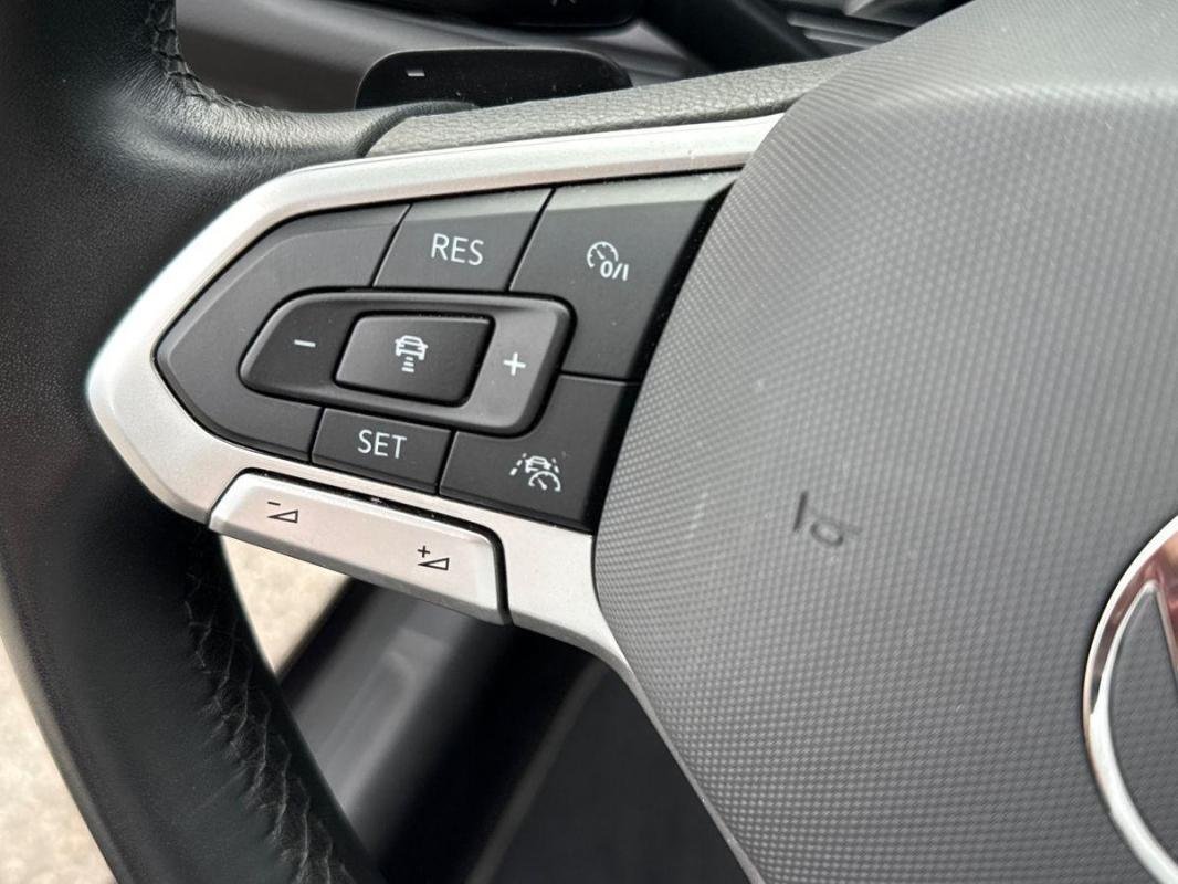 Volkswagen Tiguan - Photo 21