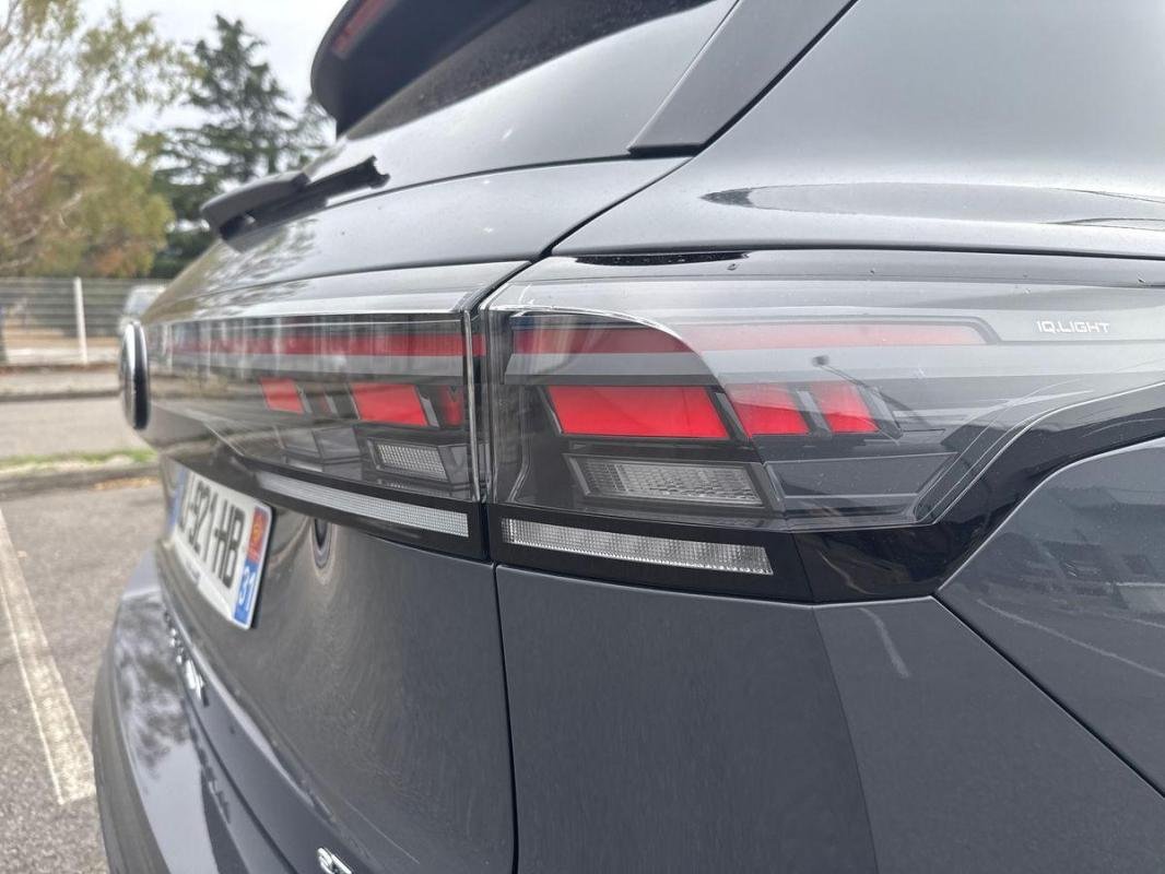 Volkswagen Tiguan - Photo 30