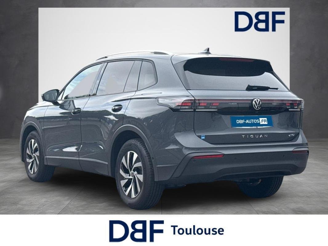 Volkswagen Tiguan - Photo 3