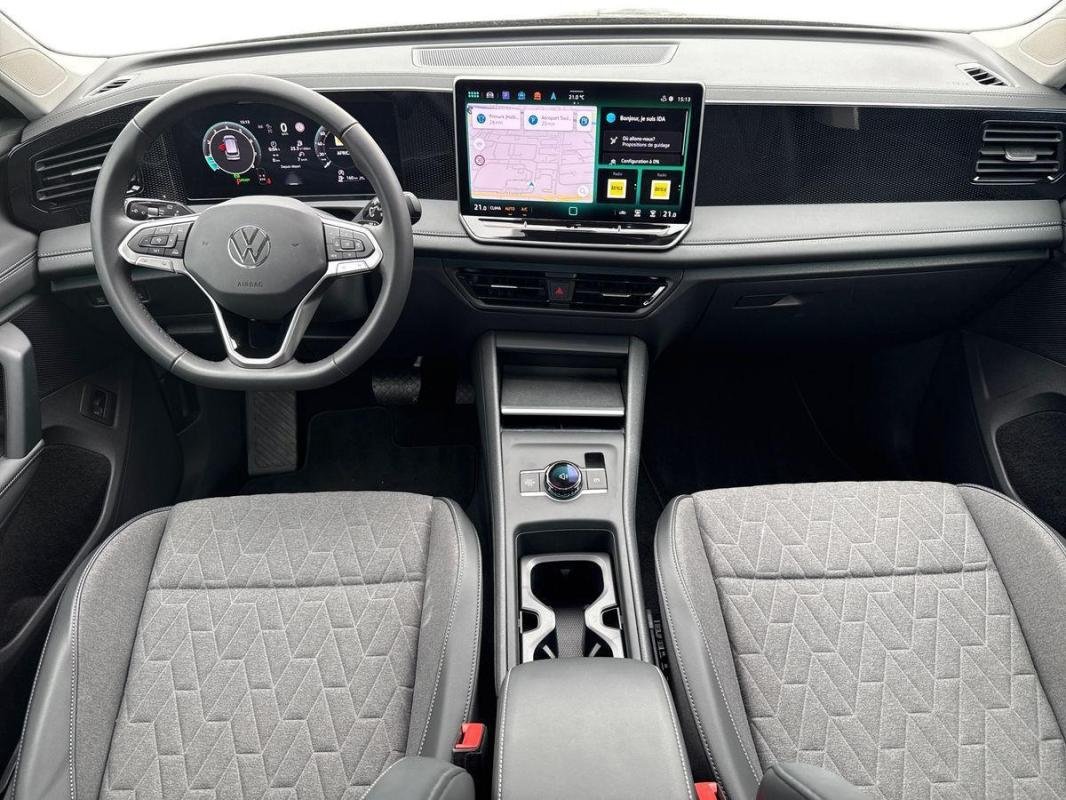 Volkswagen Tiguan - Photo 8