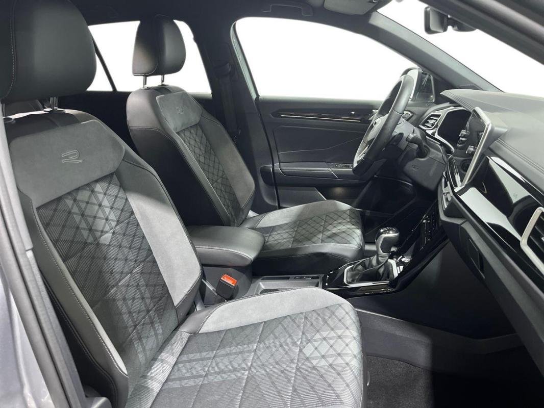 Volkswagen T-Roc - Photo 13