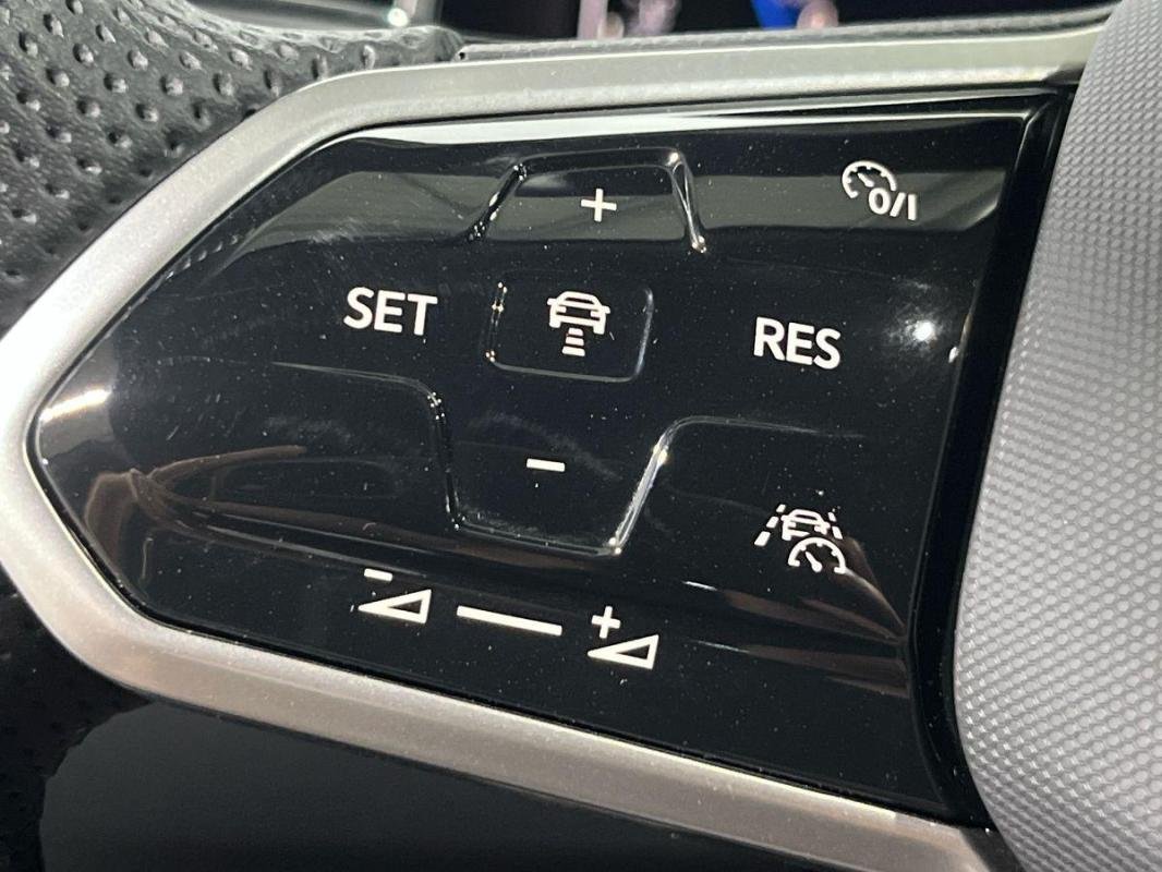 Volkswagen T-Roc - Photo 21