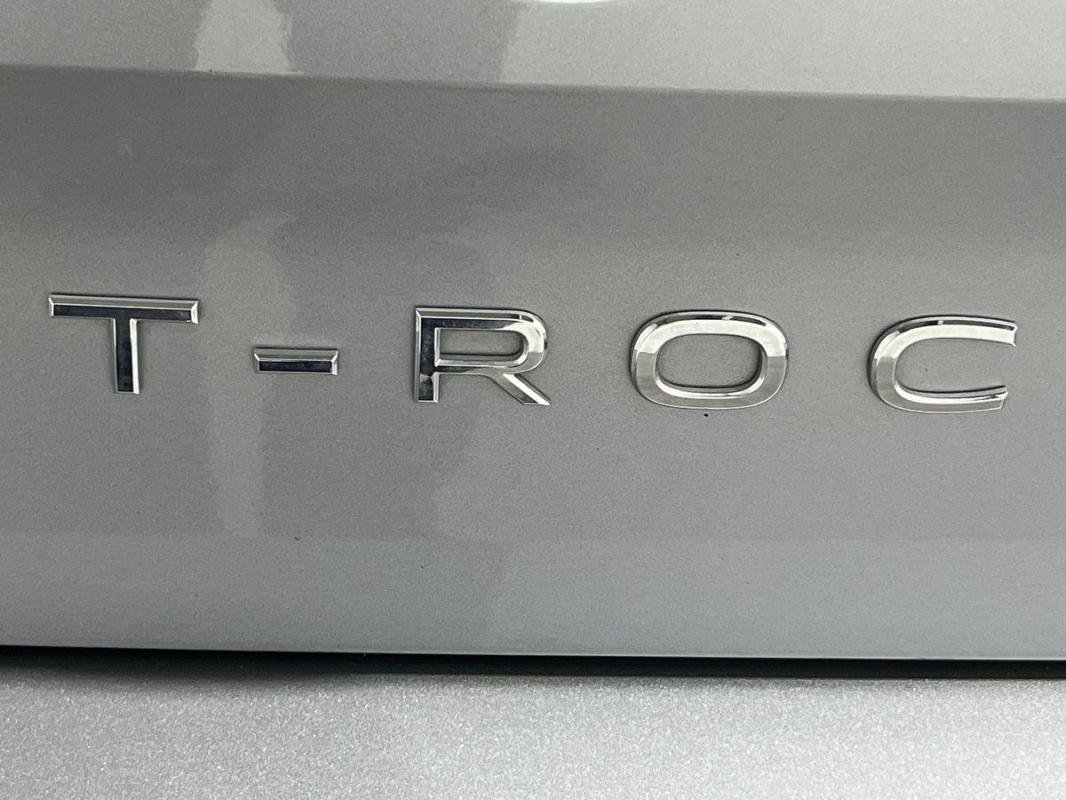 Volkswagen T-Roc - Photo 27