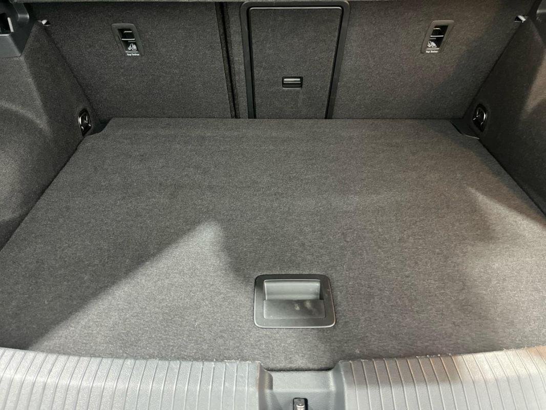 Volkswagen T-Roc - Photo 31