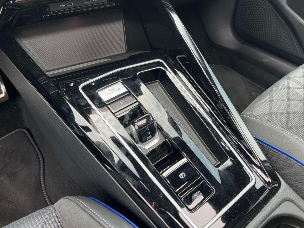 Volkswagen Golf - Photo 11