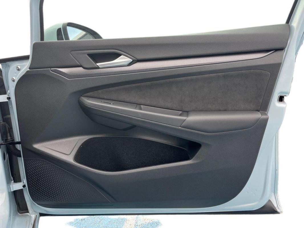 Volkswagen Golf - Photo 15