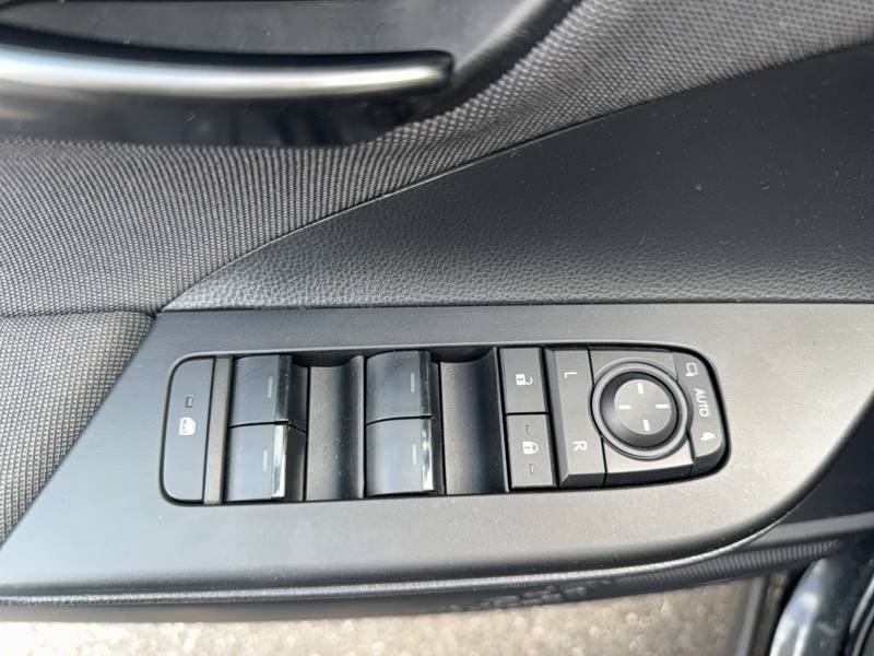 Toyota C-HR - Photo 14
