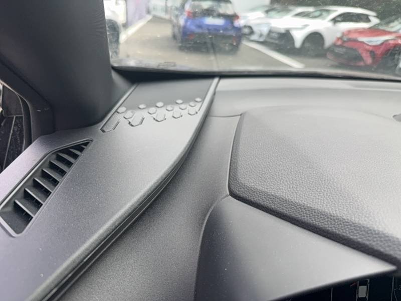 Toyota C-HR - Photo 42