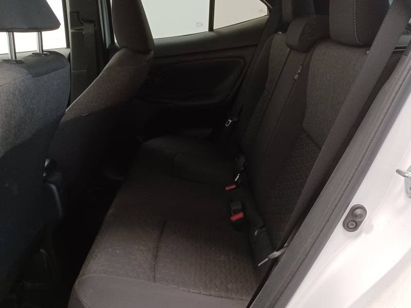 Toyota Yaris - Photo 13