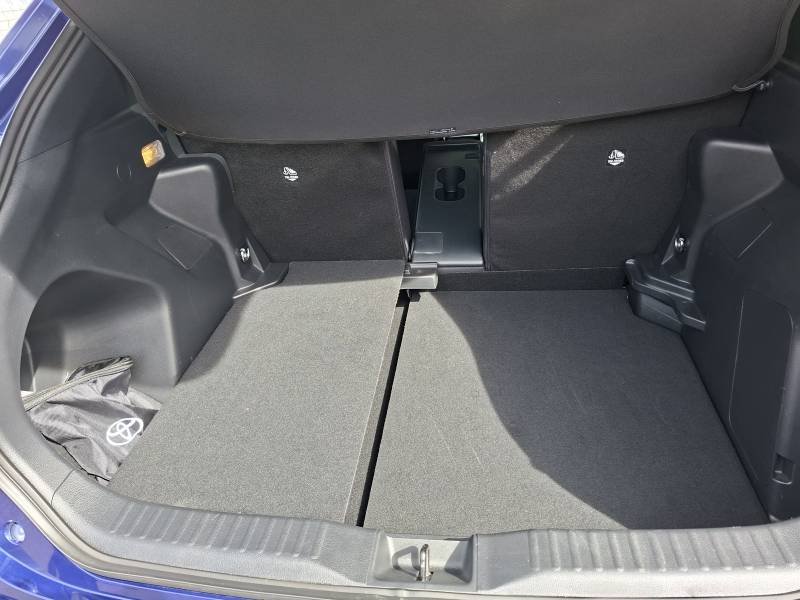 Toyota Yaris - Photo 16
