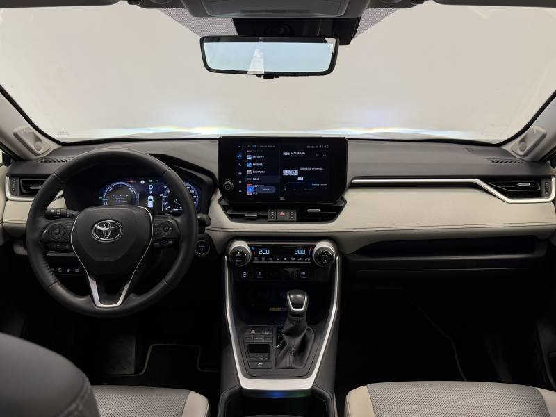 Toyota RAV4 - Photo 11