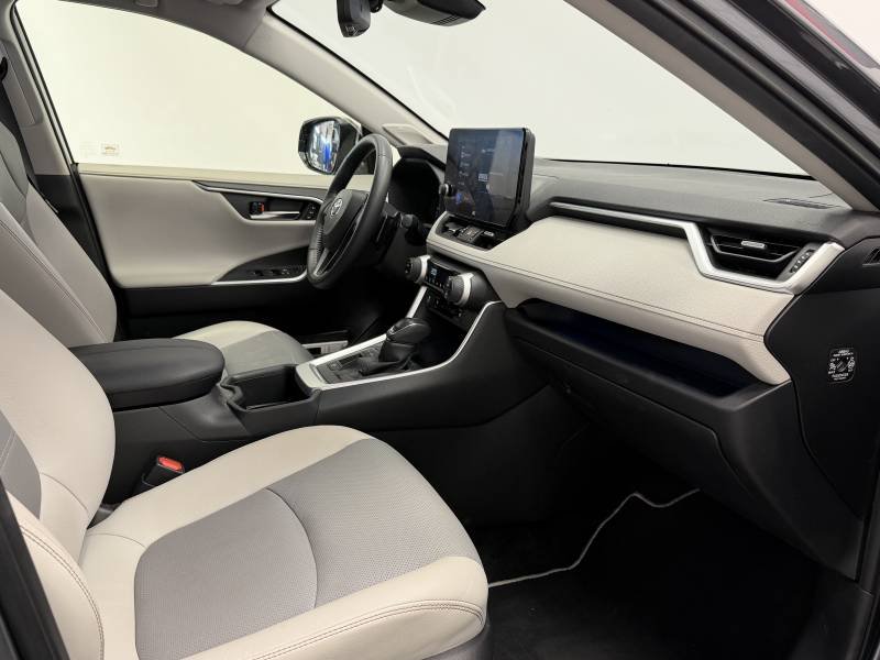 Toyota RAV4 - Photo 12