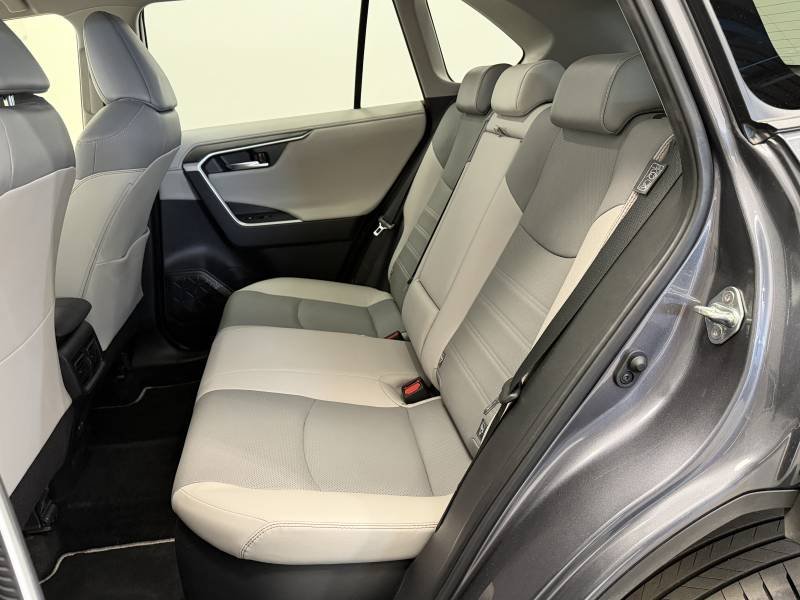 Toyota RAV4 - Photo 13