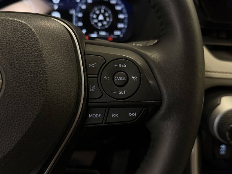 Toyota RAV4 - Photo 21