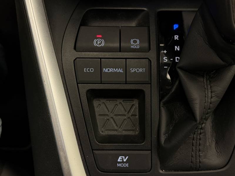Toyota RAV4 - Photo 24