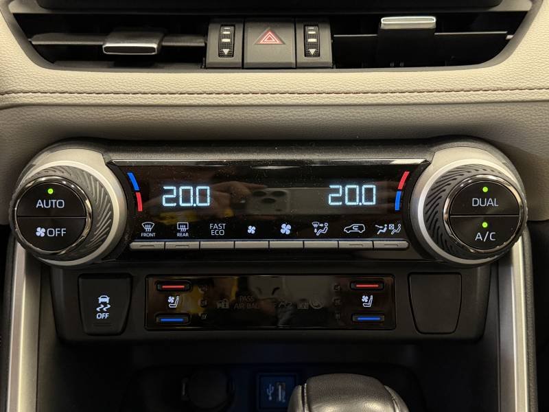 Toyota RAV4 - Photo 27