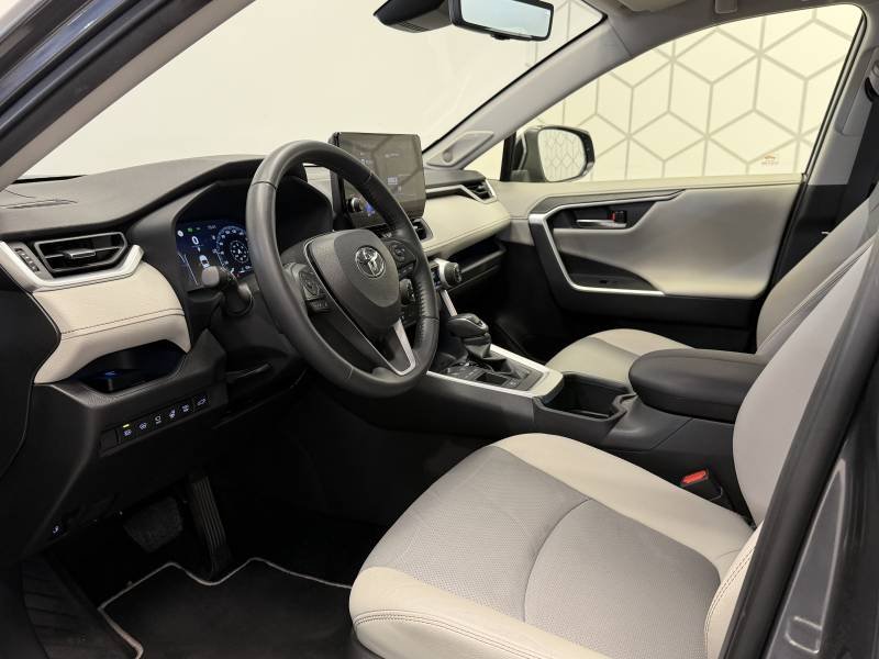Toyota RAV4 - Photo 10